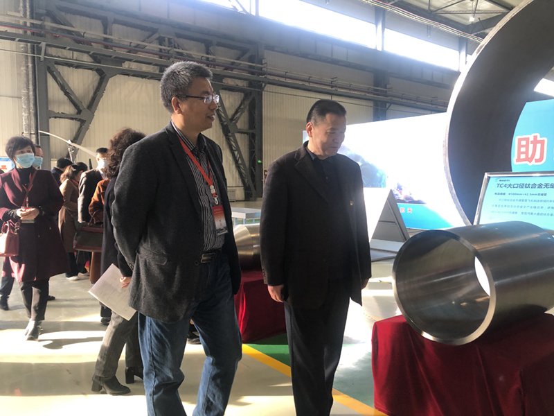 陜甘川毗鄰區(qū)域黨校調(diào)研團(tuán)來(lái)我公司調(diào)研