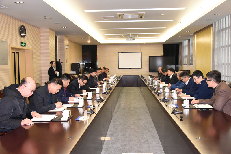 南通市委常委陸衛(wèi)東來(lái)公司考察交流