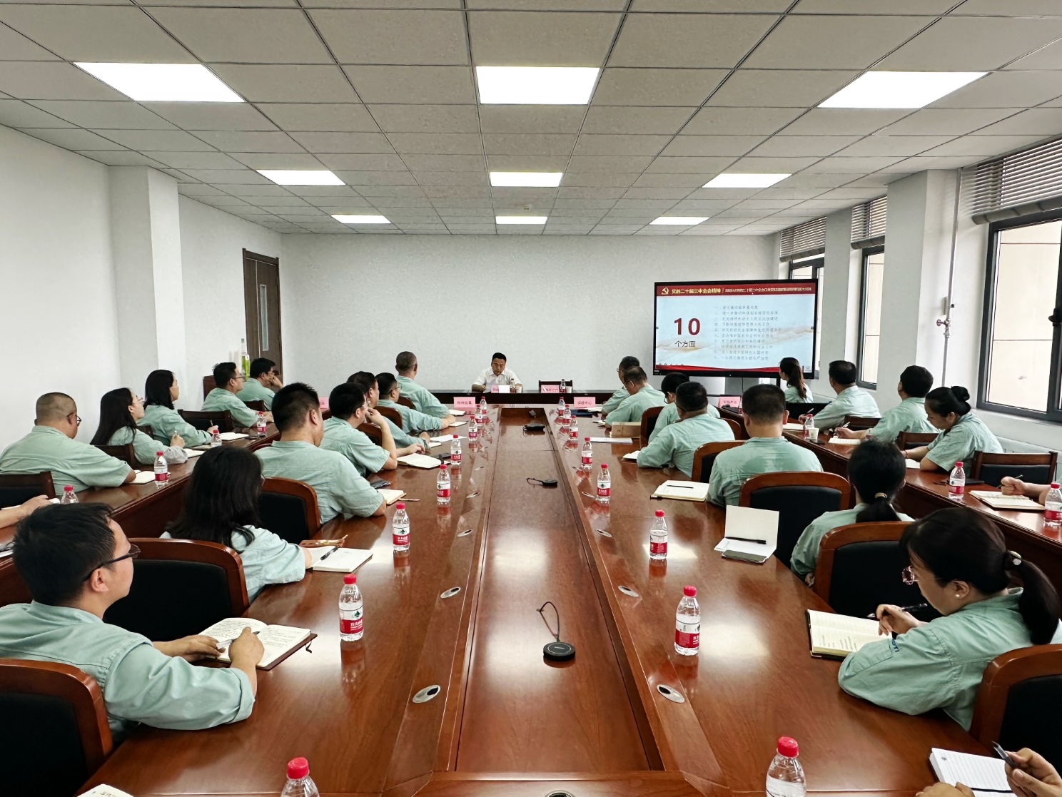 1727136685658601.jpg 1727136685658601.jpg