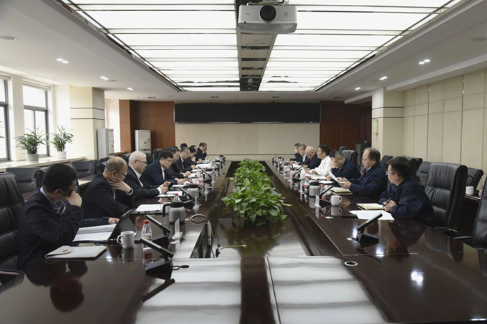 1745454104136836.jpg 01.jpg